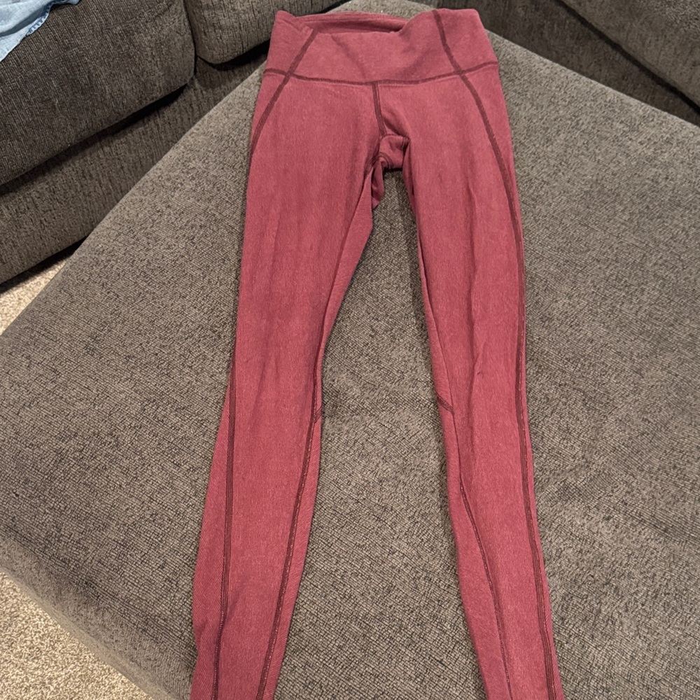 Lululemon NWOT Burgundy High-Waisted Leggings super soft